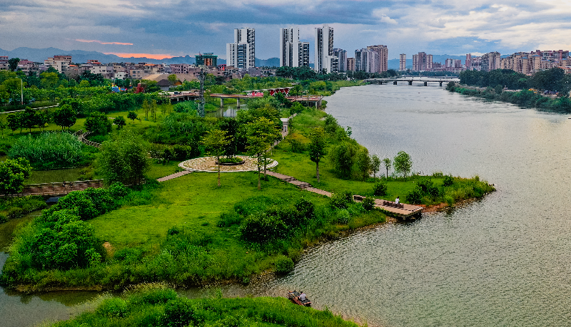 城市公園-墨江生態(tài)園（鄧斌）.jpg