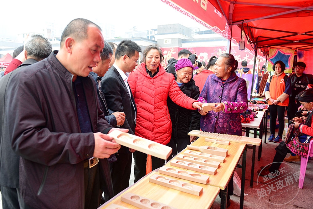 非遺民俗及民間藝術(shù)手工藝品展示